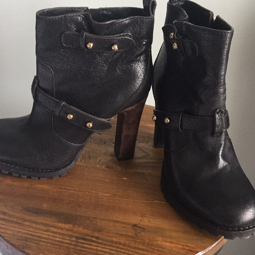 NWOB Tory Burch Ankle Boot